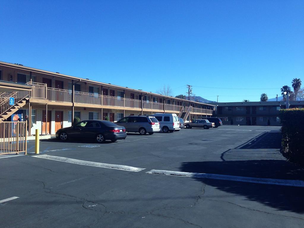 Downtown Motel 7 San Bernardino Kültér fotó